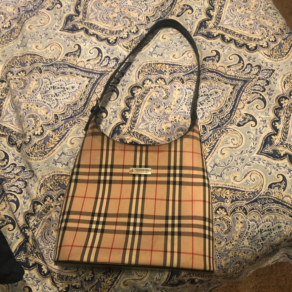 Vintage Burberry Purse Real! 😊